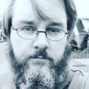 Meet your Posher, Tom